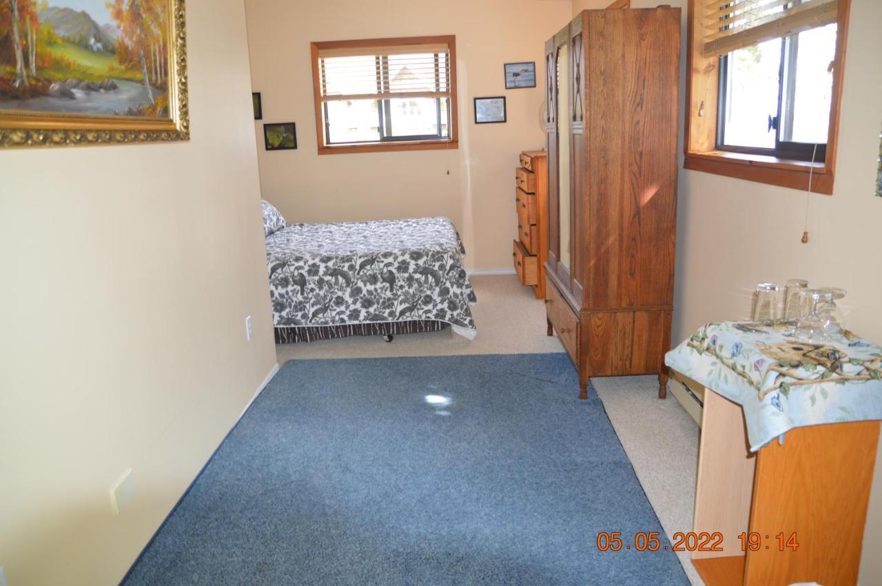 Estuary House Reflexology B&B Courtenay Extérieur photo